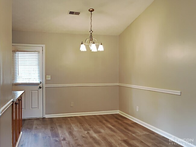 Building Photo - 4073 Red Laurel Way SW