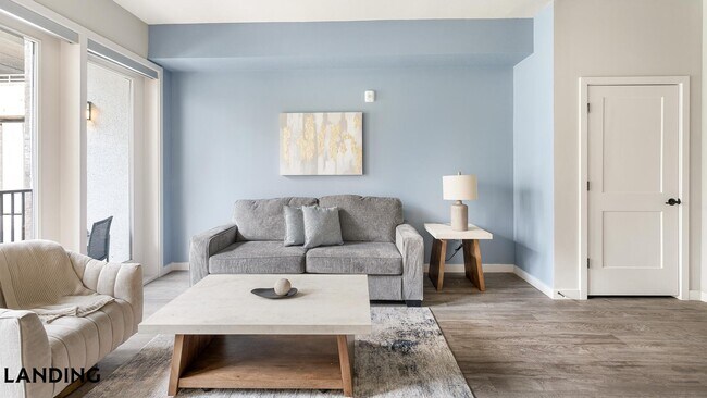 Building Photo - 2000 Aureum Dr