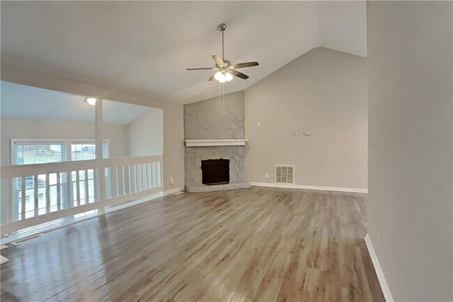 Building Photo - 140 Linda Ln