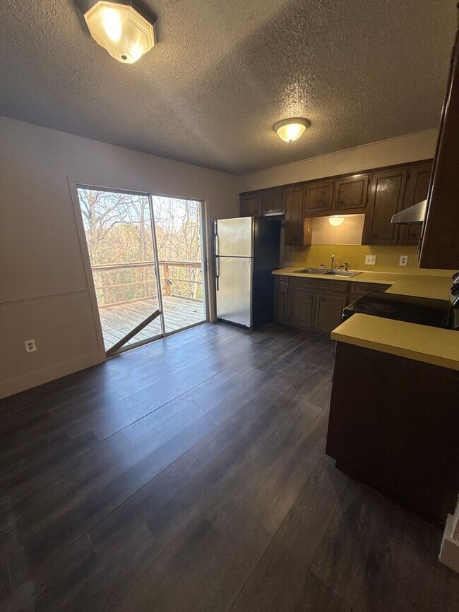 Foto del edificio - 1505 Parkview St