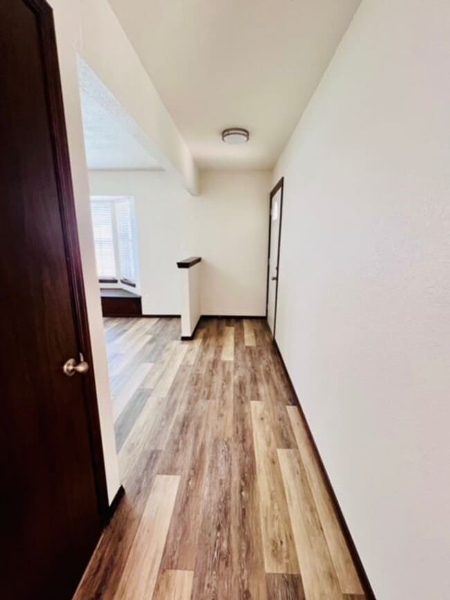 Building Photo - Very nice 3 bed 2 bath home - 1 mile from OU.