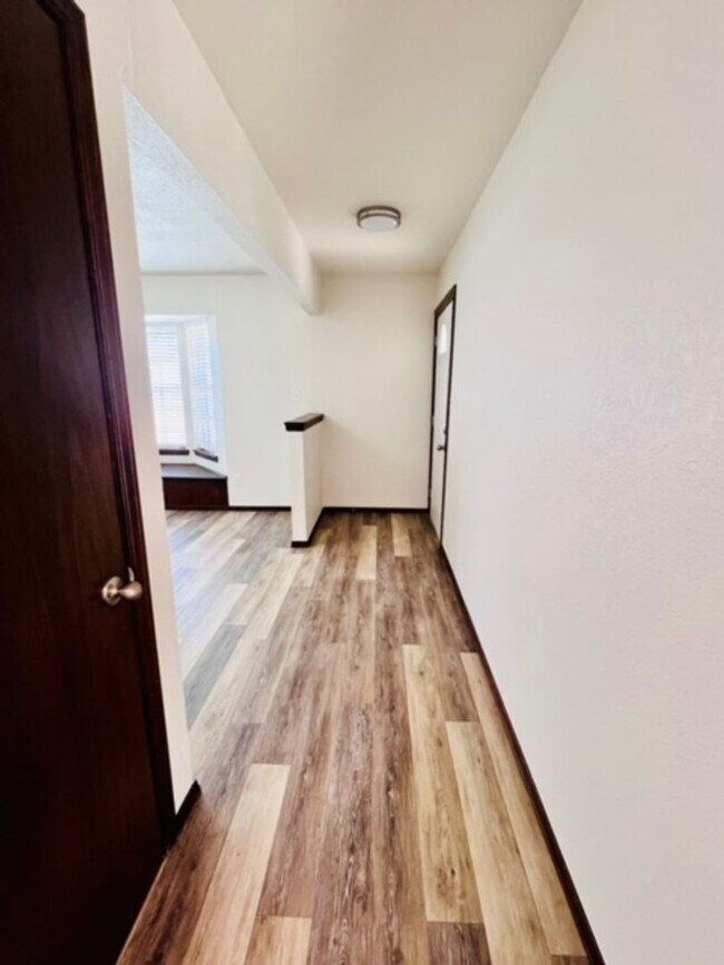 Foto del edificio - Very nice 3 bed 2 bath home - 1 mile from OU.