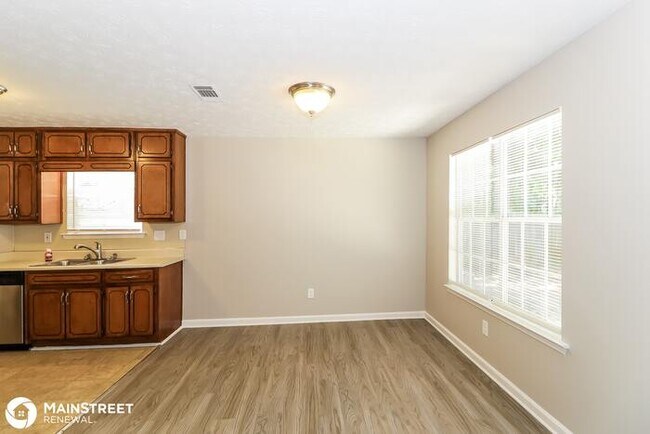 Building Photo - 1726 Hearthstone Way, Jonesboro, GA 30236