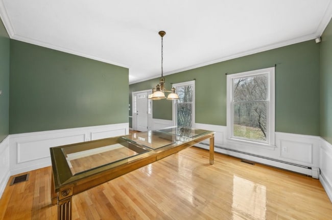 Building Photo - 1 Glenbrook Rd