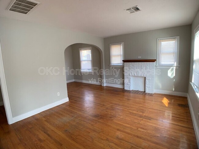 Foto del edificio - 3815 N Kentucky Ave