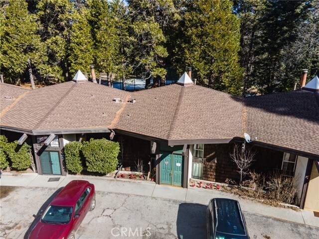 Building Photo - 872 Sierra Vista Dr