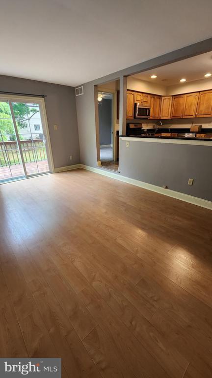 Foto del edificio - 403 Franklin Rd