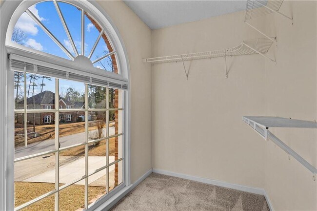 Foto del edificio - 2155 Southbrook Ridge NW