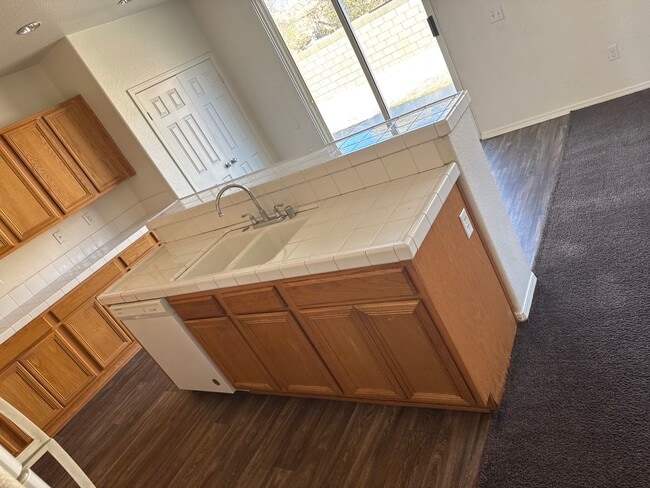 Building Photo - 44334 Sundance Ct