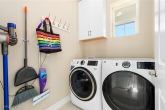 Building Photo - 28298 Captiva Shell Lp