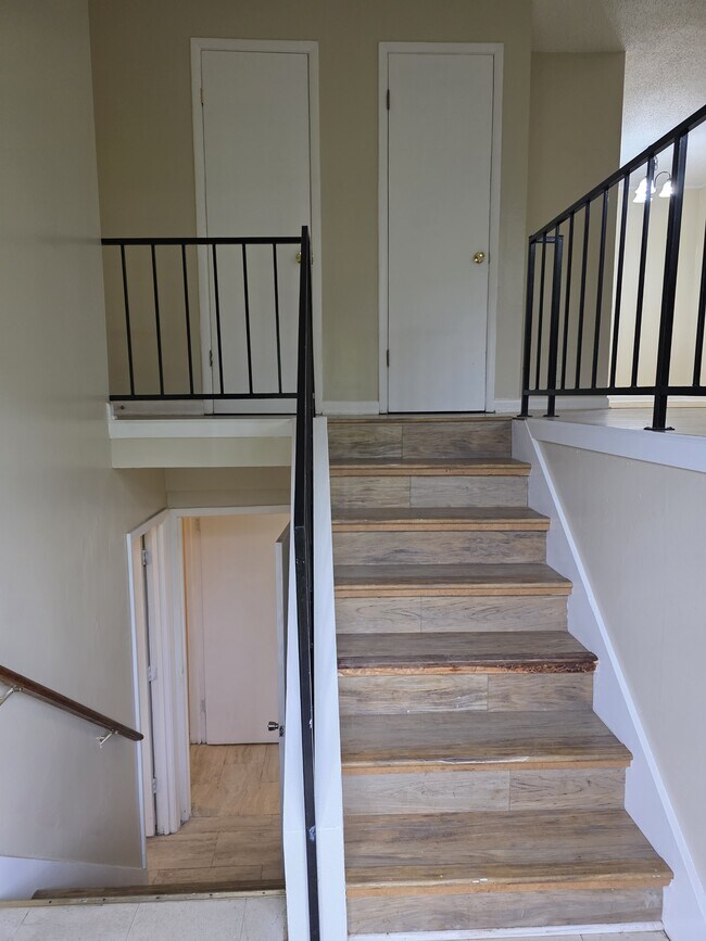 Building Photo - 3719 Steadman Dr NW