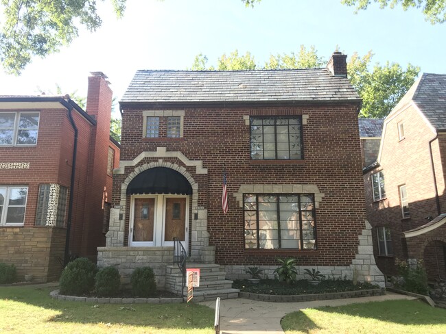 Building Photo - 6266 Loran Avenue