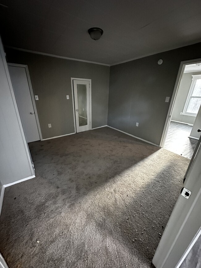 Building Photo - 1628 Rivermont Hts