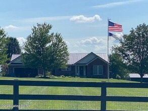 Building Photo - 700 Cedarmore Rd