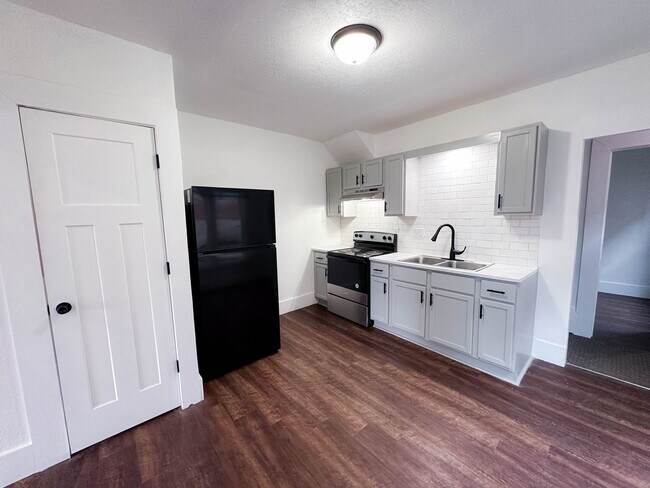 Foto del edificio - 1416/1418 N 2nd Duplex