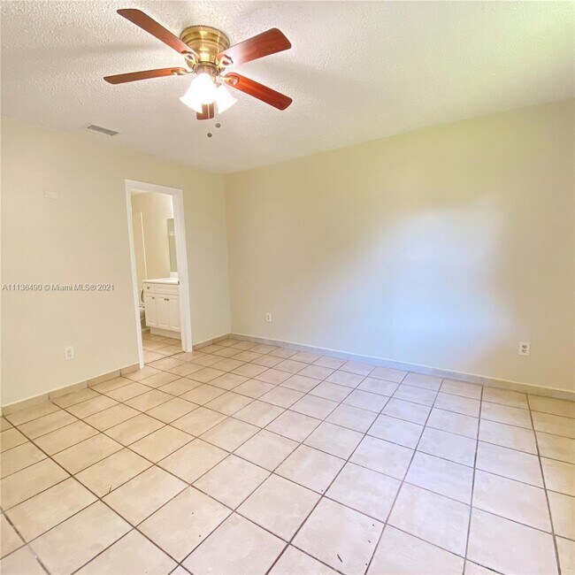 Building Photo - 14847 SW 104th St