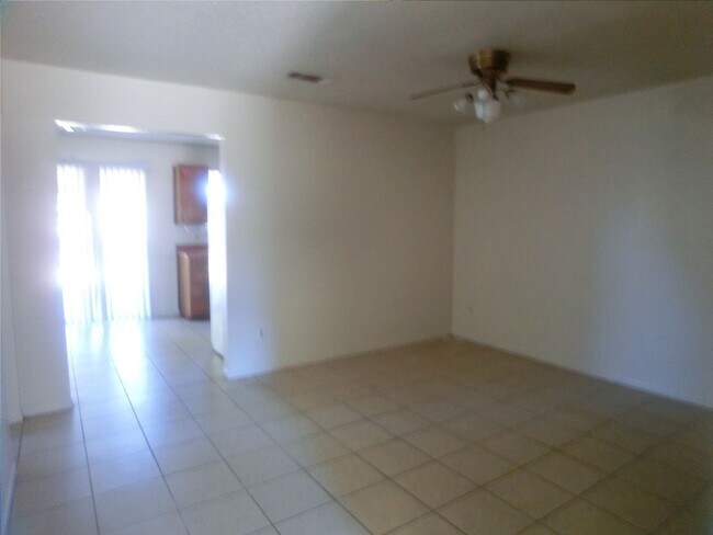 Foto del edificio - 302 Sorrel Dr.