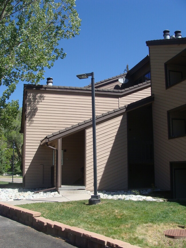 Foto del edificio - 1050 W Beaver Creek Blvd