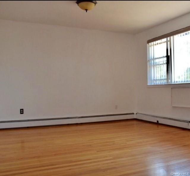 Foto del edificio - 69-01 Juniper Blvd S