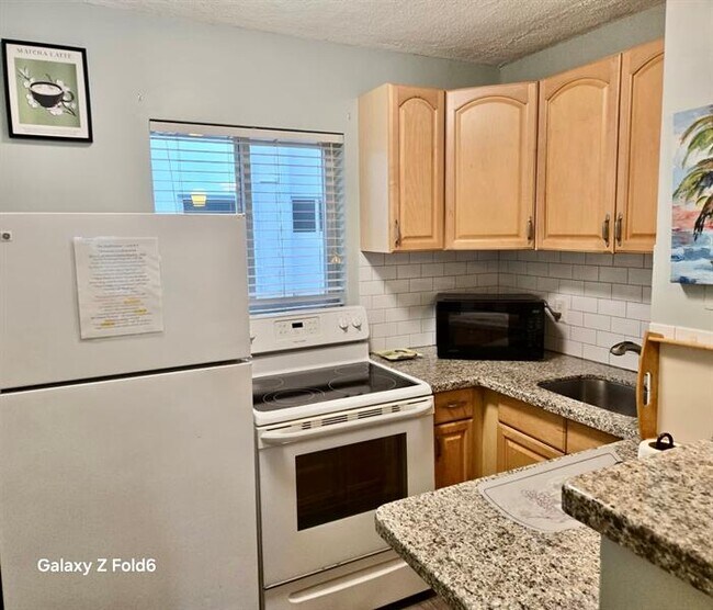 Foto del edificio - 3225 NE 16th St