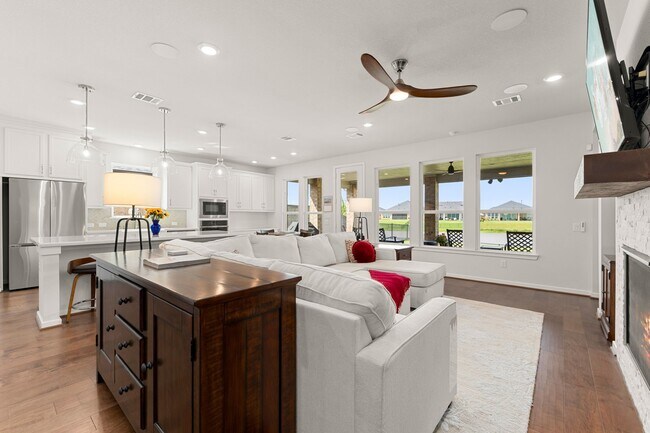 Foto del edificio - 29102 Rustic Orch Ln