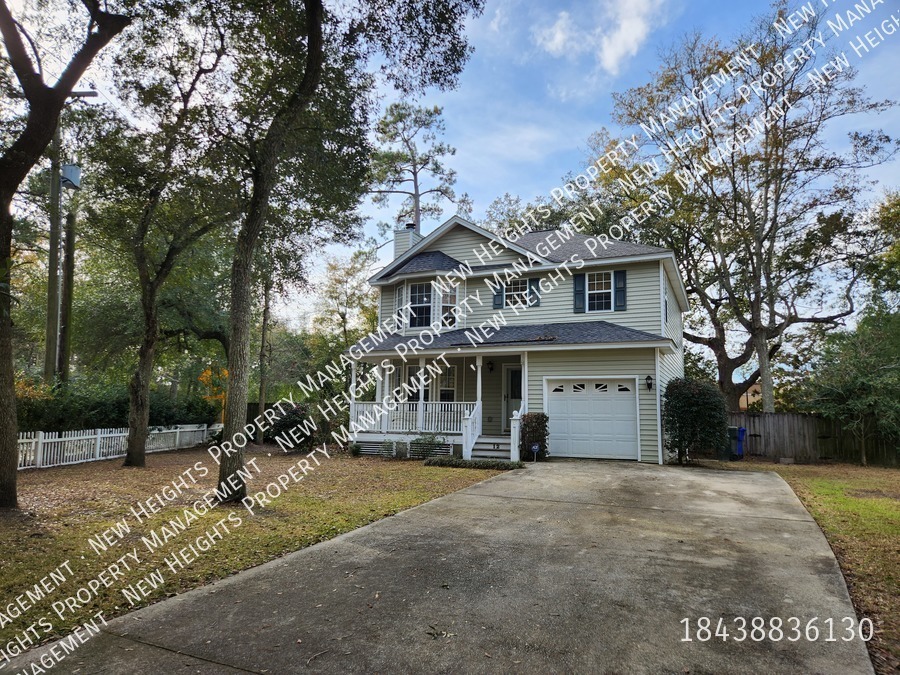 Foto principal - 3 bedroom home in great West Ashley!