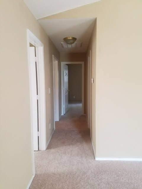 Building Photo - 4623 Meadowfield Rd