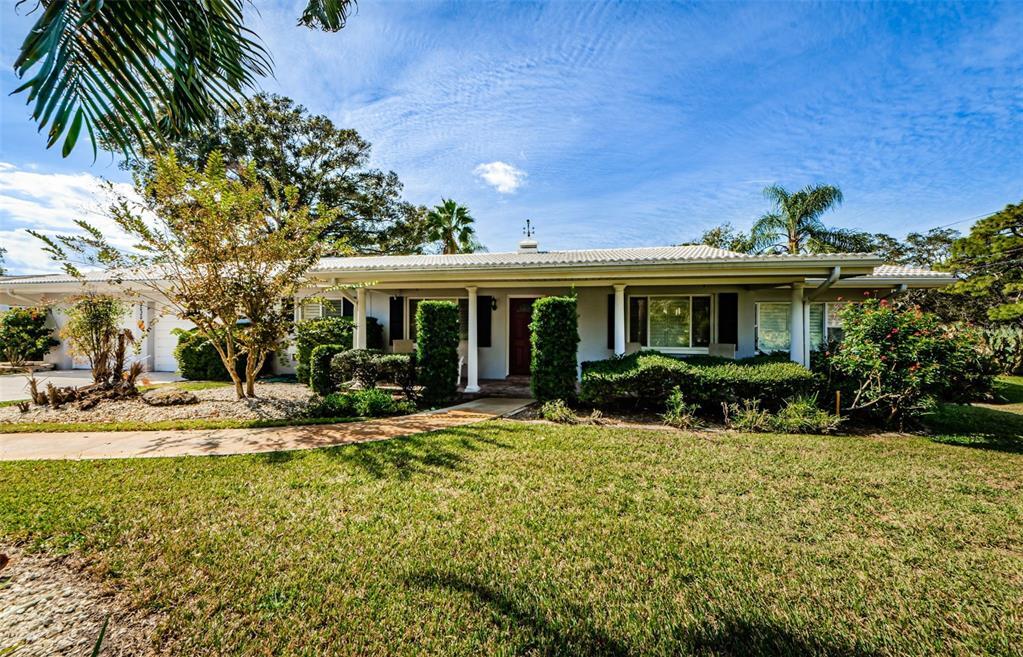 Primary Photo - 2020 Maderia Ave