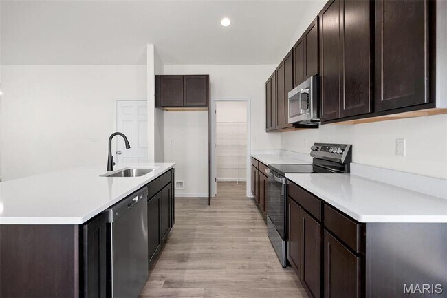 Building Photo - 442 Sweetgrass Dr