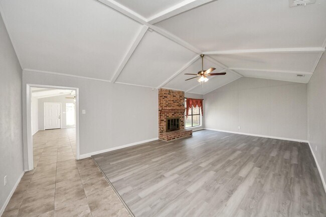 Foto del edificio - 7303 Foxwick Ln