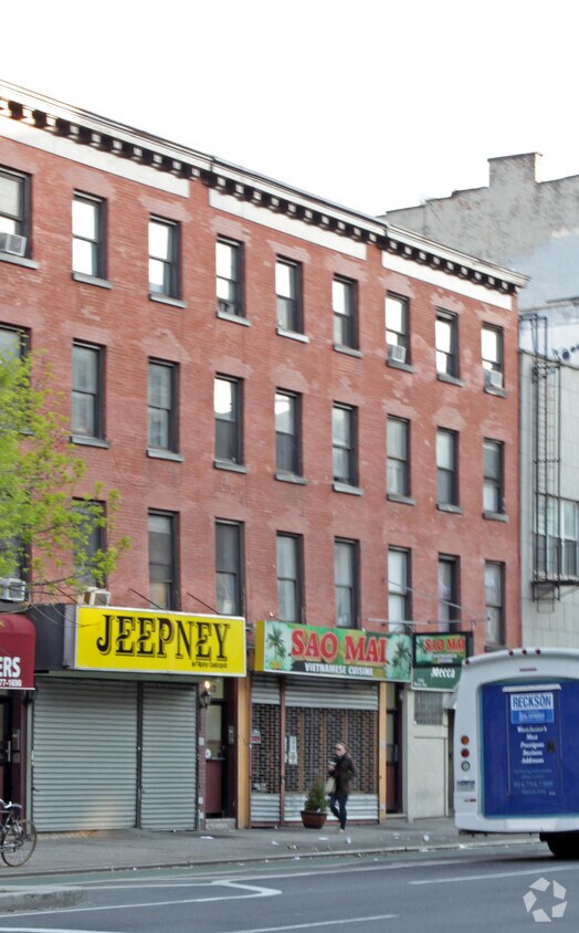 Primary Photo - 203 1st Ave