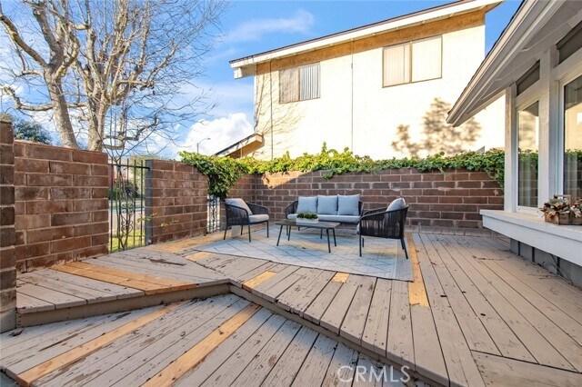 Foto del edificio - 3492 Falcon Ridge Rd