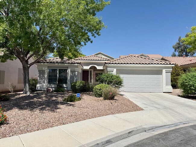 Foto del edificio - Gorgeous Peccole Ranch Single Story 3 Bed ...