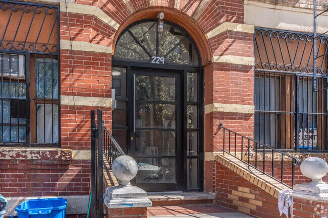 Entrance - 229 23rd St