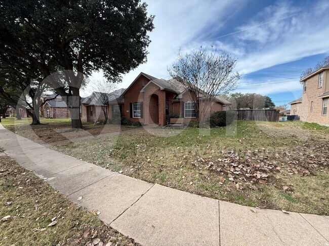 Building Photo - 6201 Grantham Dr