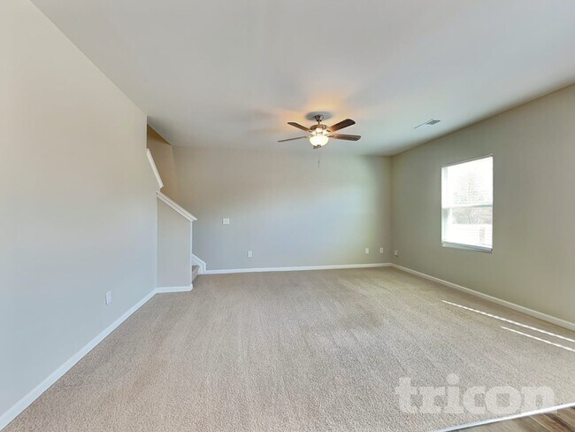 Building Photo - 119 Sorrento Dr
