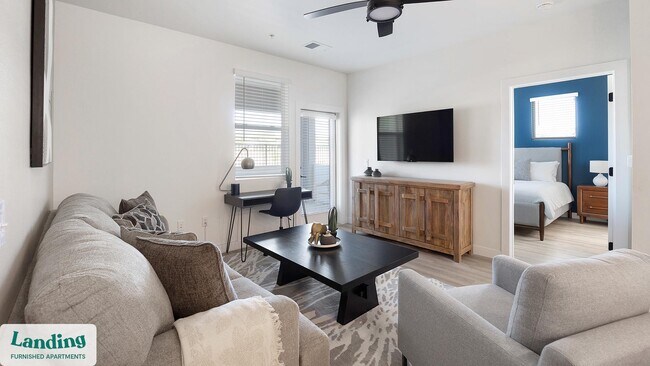 Foto del edificio - 255 N Camino Mercado