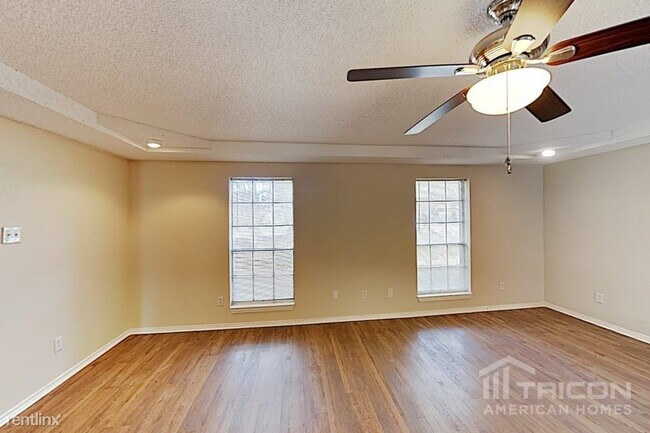 Foto del edificio - 914 Shell Ln