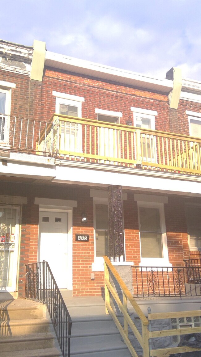 Building Photo - 475 N 50th St