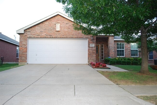 Photo - 4713 Fox Sedge Ln House