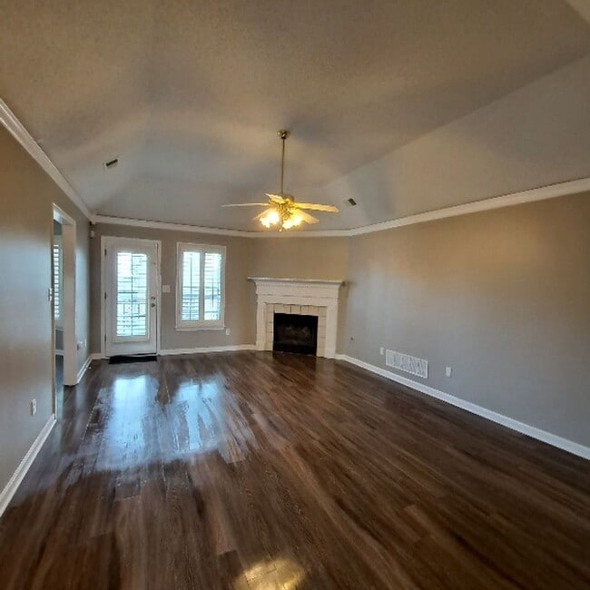 Building Photo - 9152 Bellehurst Cove