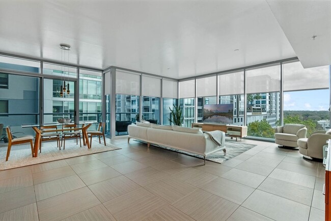 Photo - Luxury Corner Unit in Downtown Orlando’s Premier High-Rise Building Apartment