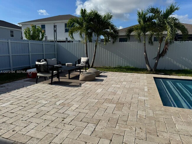 Foto del edificio - 13260 SW 272nd St