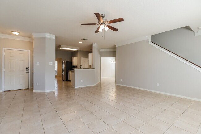 Building Photo - 15511 Hickory Dale St