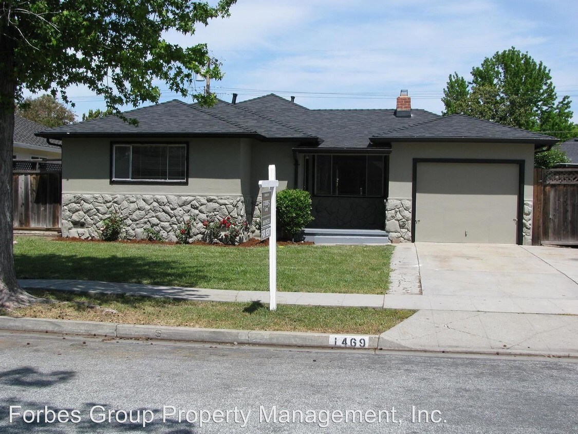 Foto principal - 4 br, 2 bath House - 1469 Jeffery Ave