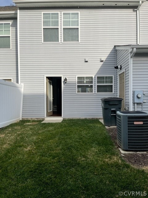 Building Photo - 8057 Ellendale Dr