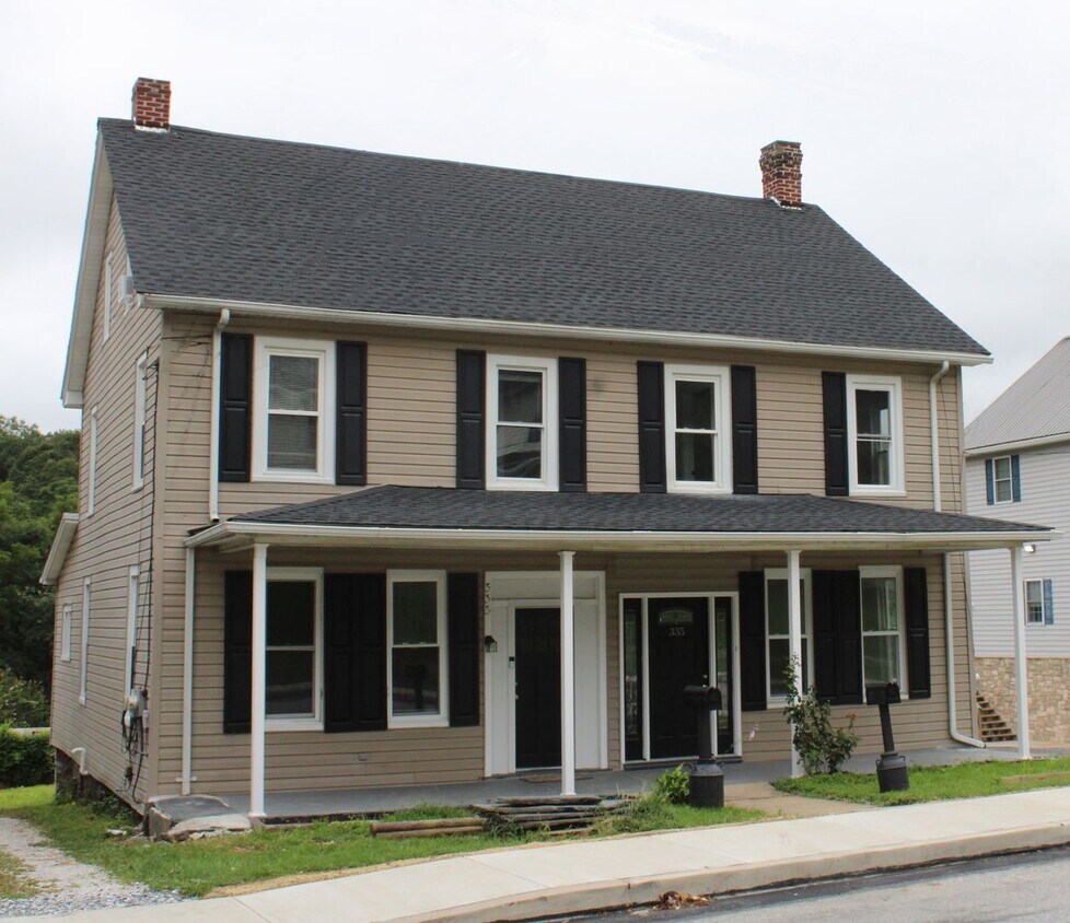 Primary Photo - 2 Story Duplex