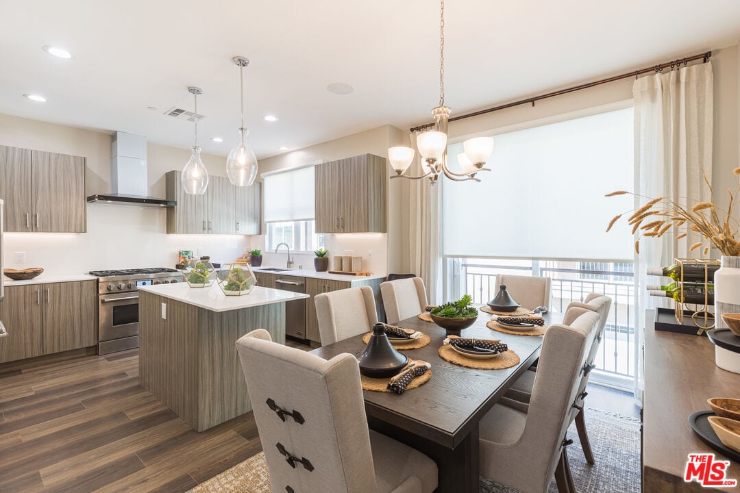 4377 Paxton Pl, Calabasas, CA 91302 Room for Rent in Calabasas, CA