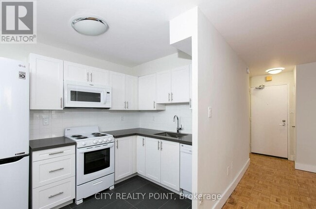 Photo du bâtiment - 485-1485 Huron St