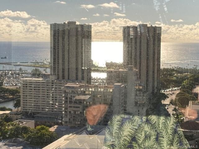 Building Photo - 1750 Kalakaua Ave